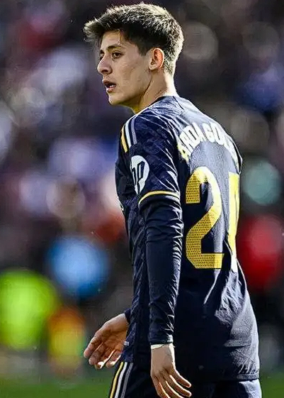 英超三强与拜仁竞逐，居莱尔续约在即彰显皇马留人决心